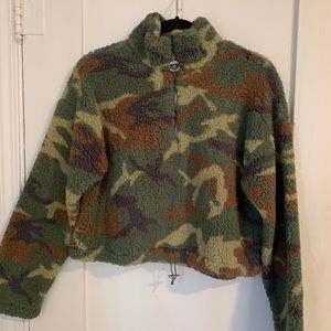 Camo crop sweater